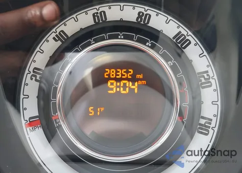 2015 Fiat 500 Pop z USA, uszkodzony, nr VIN 3C3CFFAR3FT527848